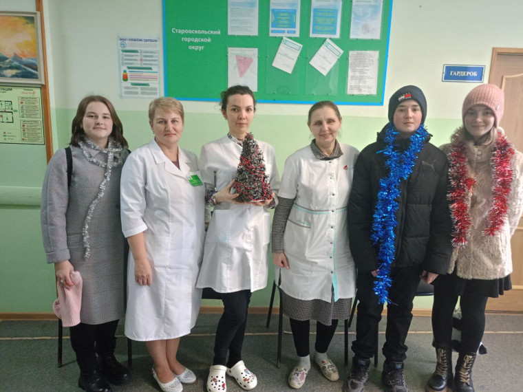 Поздравляют дети....