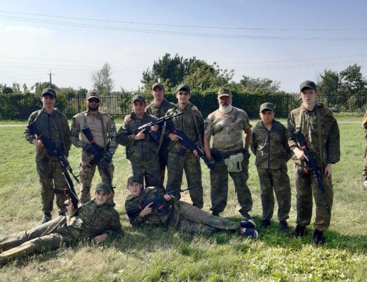 Юные курсанты лагеря "АРМАТА".